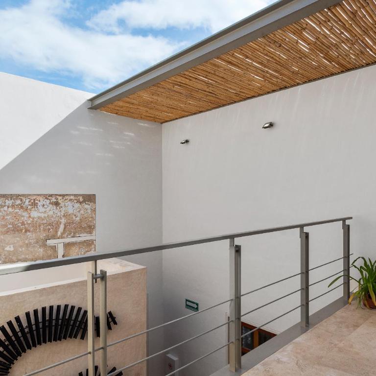 Villa Orquídea Boutique Hotel - Deluxe Double Room with Balcony - 2