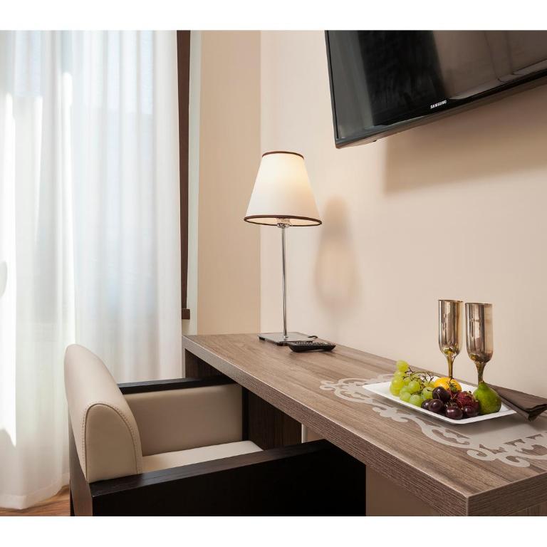 Window On Rome - Appartamento con 2 Camere da Letto - 6