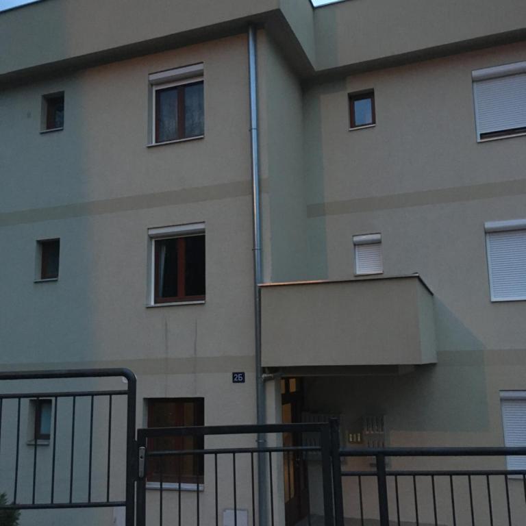 Apartmani Sidro - Studio sa Terasom - 3