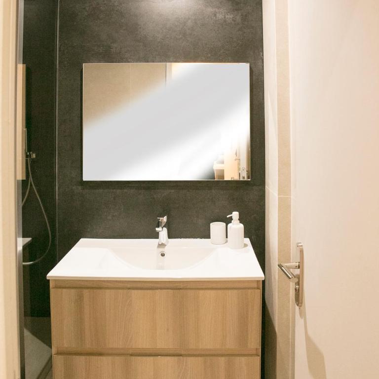 Apart 2 Opera New 2-3 Rooms for 4 guests - Appartement 2 Chambres - 8