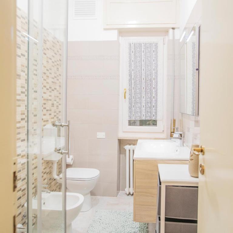 Bed&Breakfast Relax In The Lake - Camera Matrimoniale/Doppia con Letti Singoli con Bagno Privato - 19