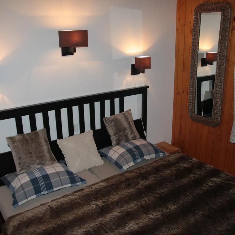 Rodasia - Appartamento con 2 Camere da Letto e con Vista Montagna - 4