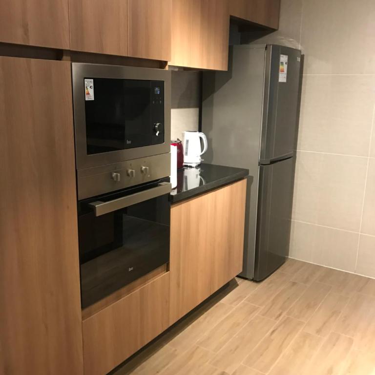 80 Metros , costado Clinica las Condes ,hasta 5 personasn - Apartamento de 2 dormitorios - 9