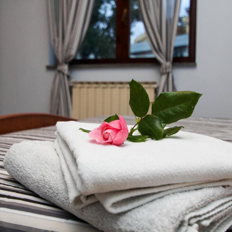AceroRosso B&B - Camera Familiare con Bagno Privato - 6