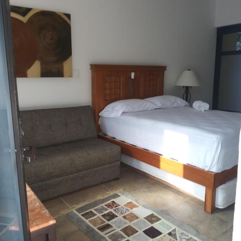 Los Balcones Puerto Morelos - Budget Double Room - 12