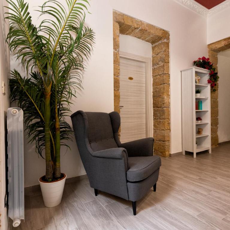 GARDEN HOUSE: APARTMENTS AND ROOMS FOR HOLIDAYS - Habitación Doble con baño privado - 5