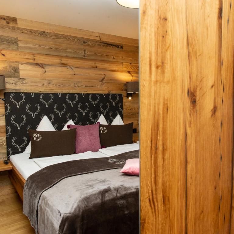 Appartements Lehenhof - Dreibettzimmer mit Bergblick - 15