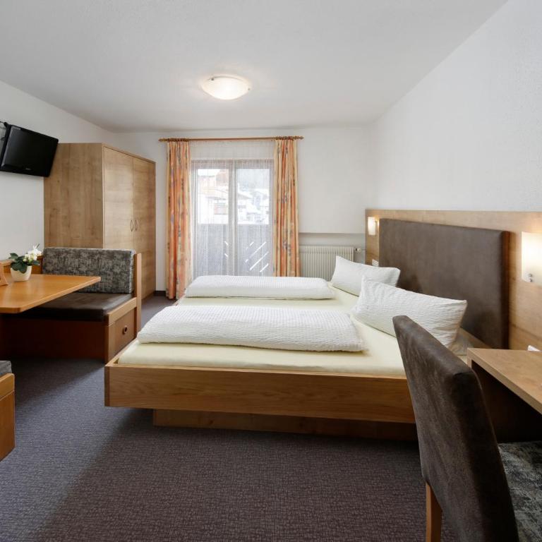 Garni-Hotel Wiesental - Habitación Doble con balcón - 2
