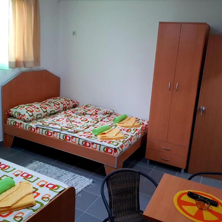 Studio Isakovic Centar - Klasična Trokrevetna Soba - 18