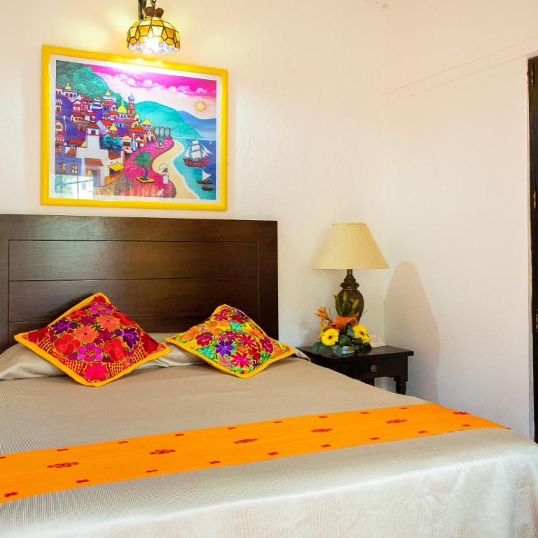 Hotel Posada De Roger - Near Los Muertos Beach - Habitación Doble - 11