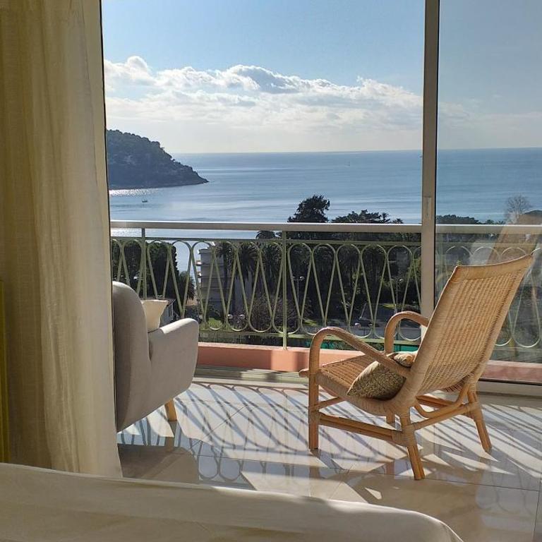 Vue mer exceptionnelle entre Nice et Monaco - Appartement 2 Chambres - 9