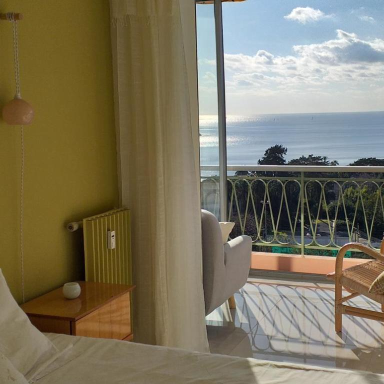 Vue mer exceptionnelle entre Nice et Monaco - Appartement 2 Chambres - 24