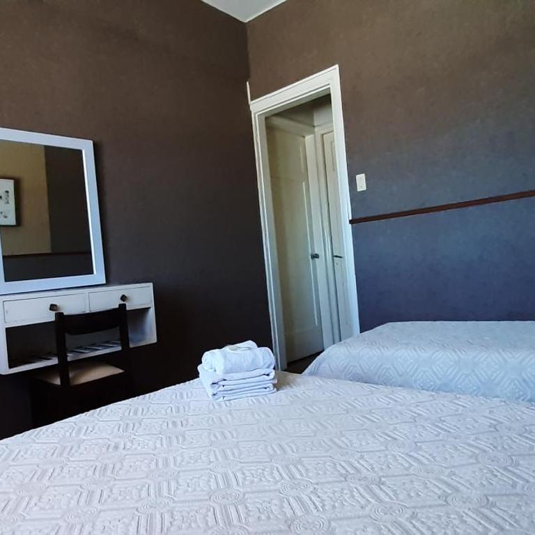 Hotel Rivadavia - Habitación Triple con balcón - 9
