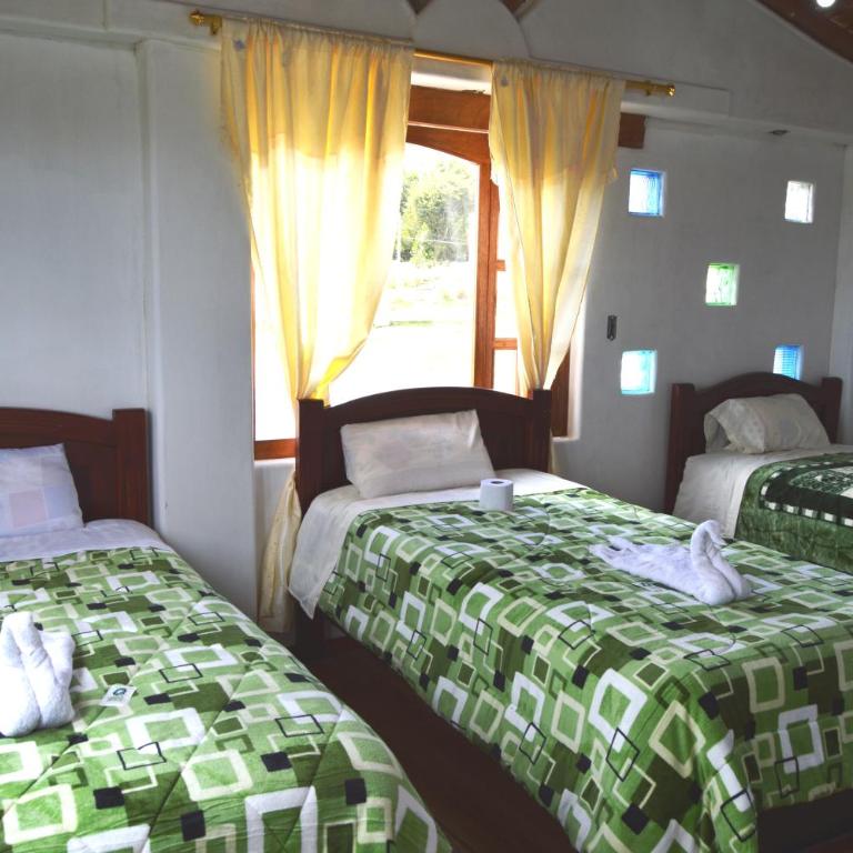 Quilotoa Green Lake - Habitación Triple con baño privado - 6
