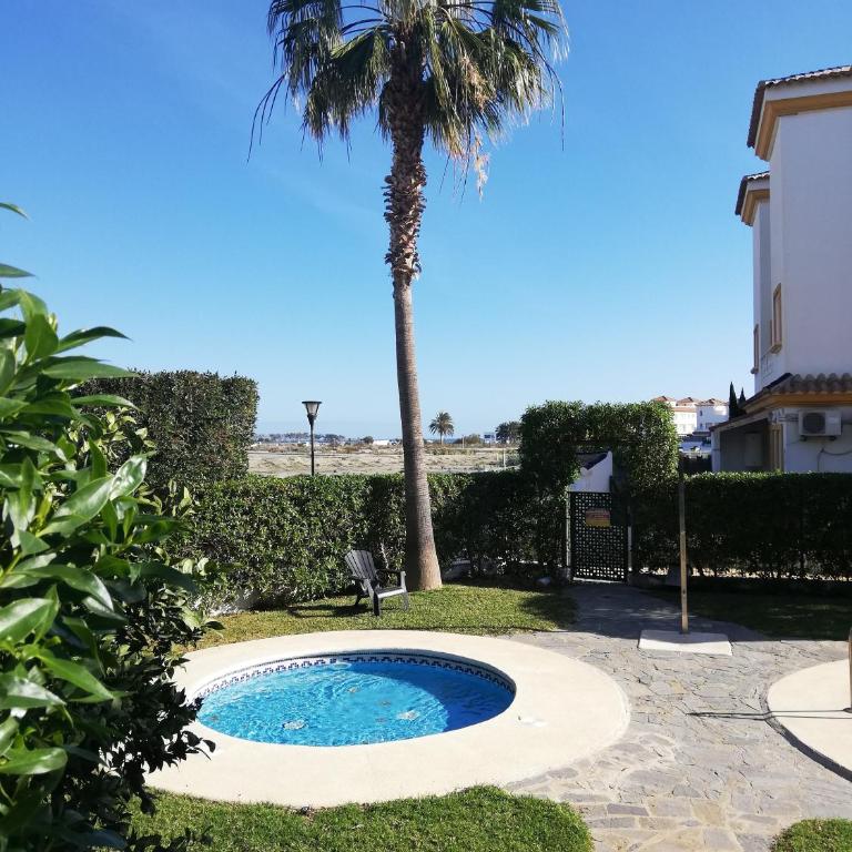 LUJOSO ADOSADO de TRES HABITACIONES en VERA PLAYA A 200 METROS DEL MAR - Casa de 3 dormitorios - 62