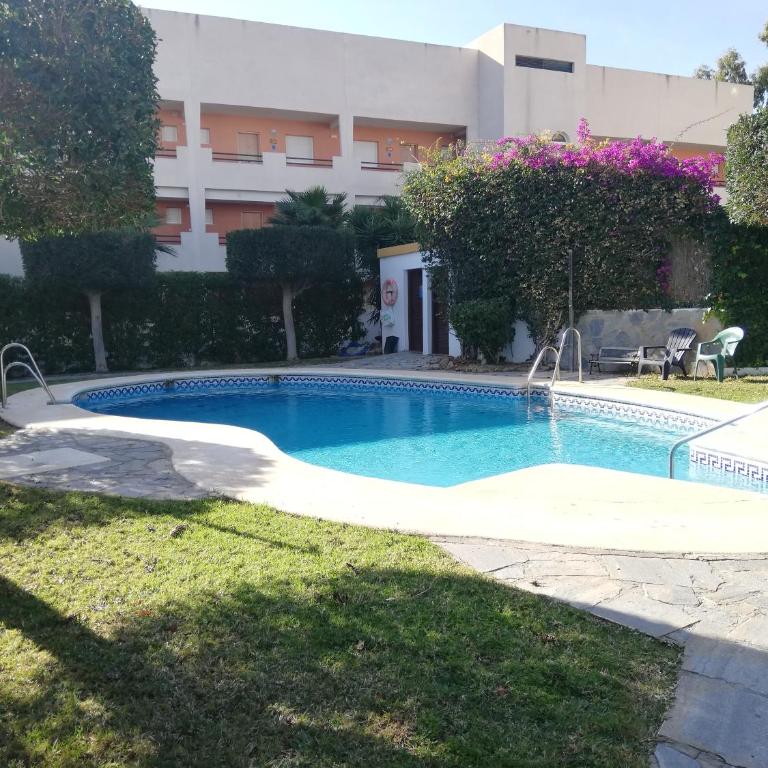 LUJOSO ADOSADO de TRES HABITACIONES en VERA PLAYA A 200 METROS DEL MAR - Casa de 3 dormitorios - 9