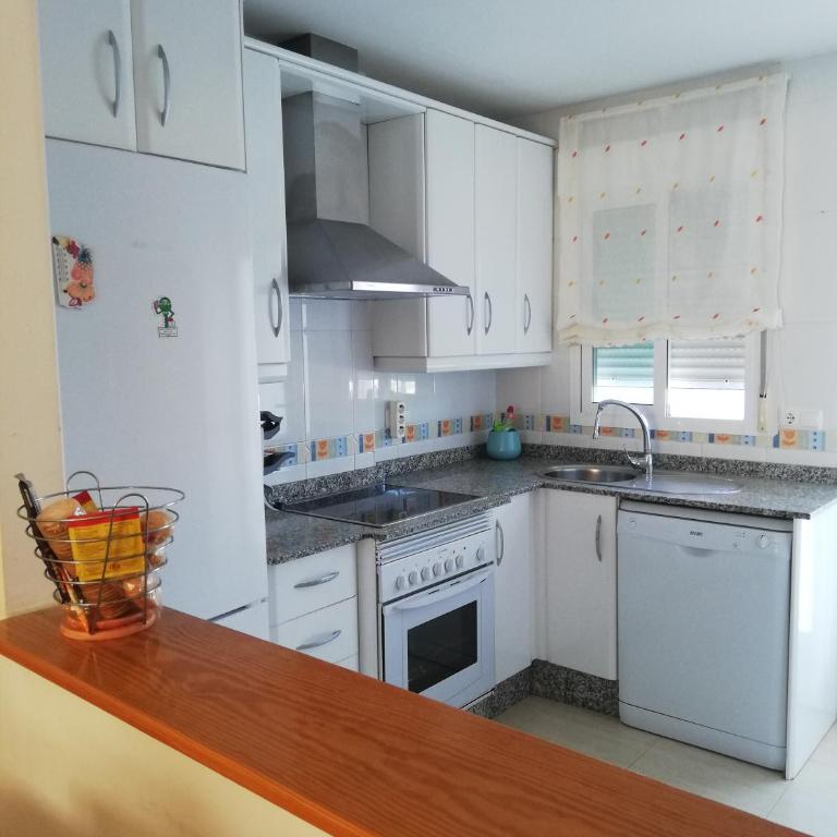 LUJOSO ADOSADO de TRES HABITACIONES en VERA PLAYA A 200 METROS DEL MAR - Casa de 3 dormitorios - 41