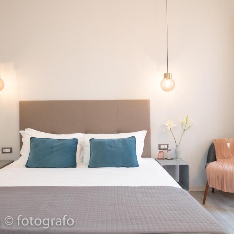 Benaco36 - Camera Matrimoniale Deluxe (2 Adulti + 1 Bambino) - 1
