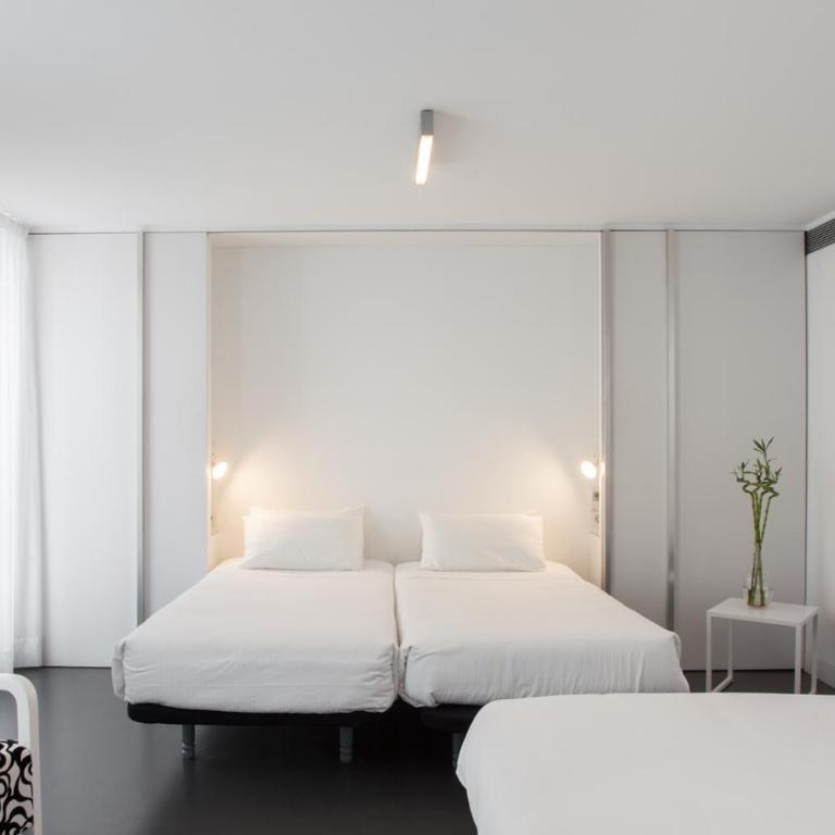 Moure Hotel - Habitación Familiar con bañera - 1