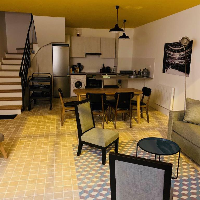 Hôtel Villa Blomet - Three-Bedroom Apartment - 10