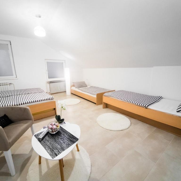 Hostel Herz - Komfor Četvorokrevetna Soba - 15