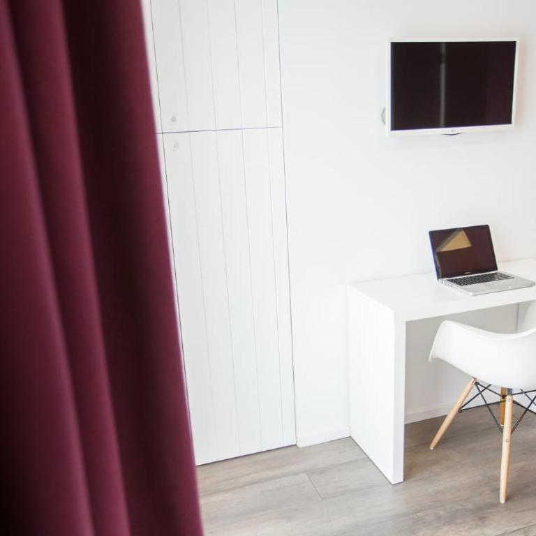 Dimora Mefite-Camere con Bagno Privato e Self check-in - Camera Matrimoniale Deluxe - 13