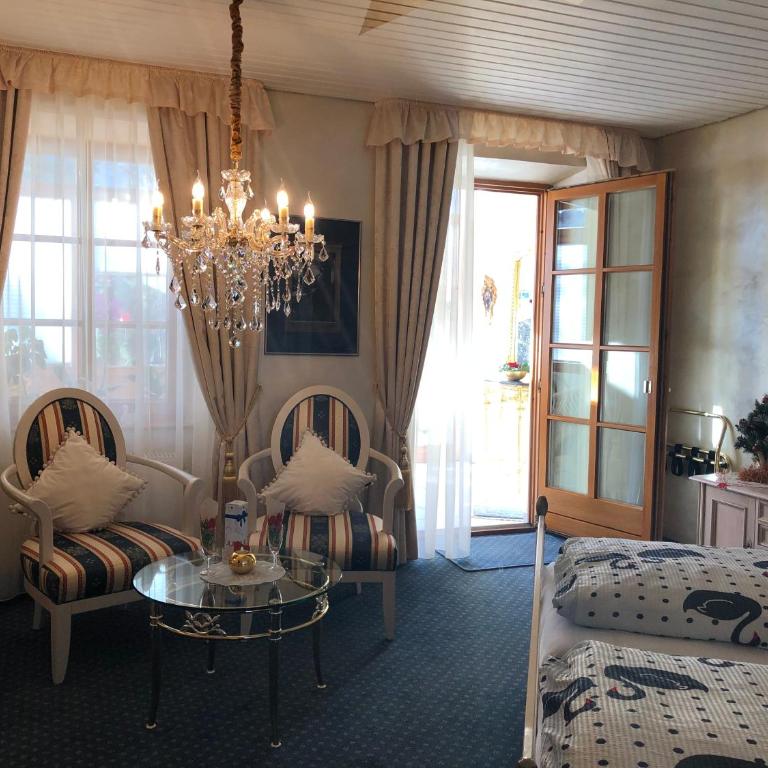 Haus bei der Linden Ferienwohnungen - Apartment - 5