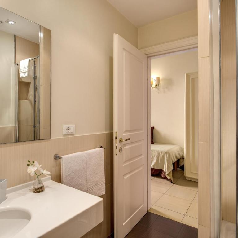 Caput Mundi Suite - Appartamento Standard - 48
