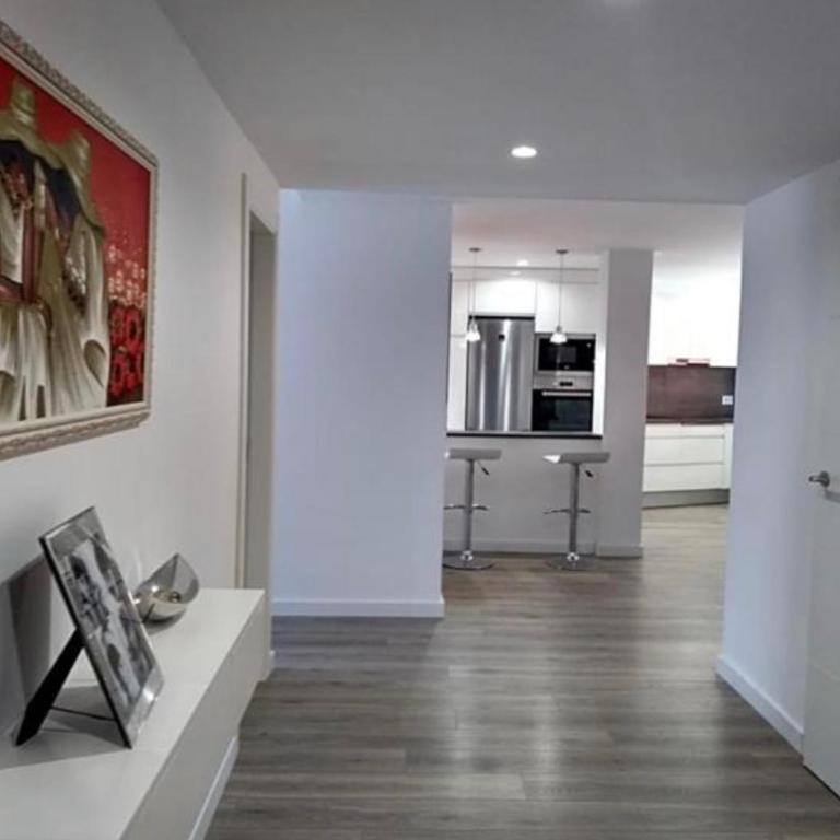 Apartamento totalmente reformado en 1ª linea - Apartamento de 3 dormitorios - 1