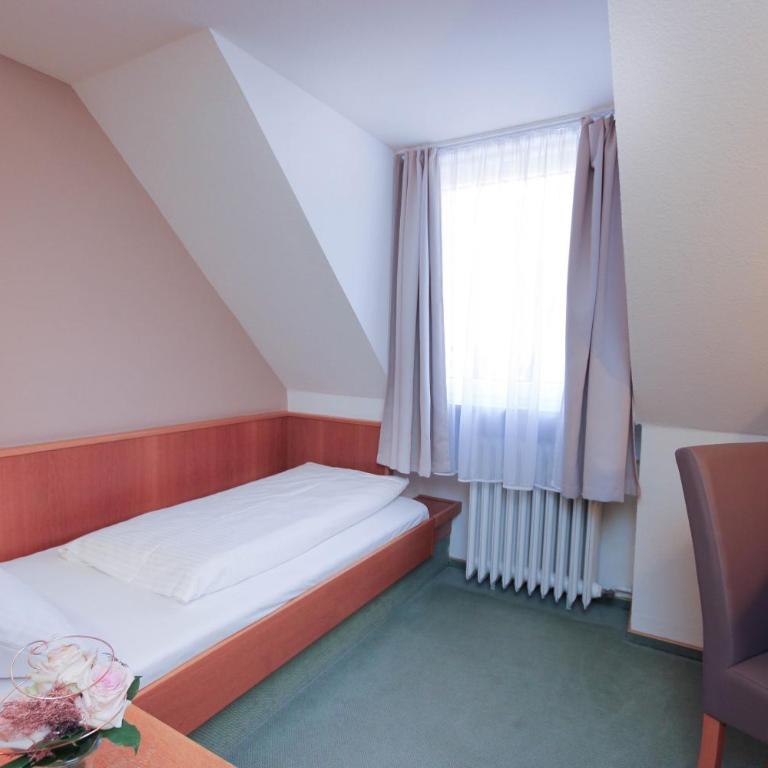 City Hotel Würzburg - Economy Einzelzimmer - 9