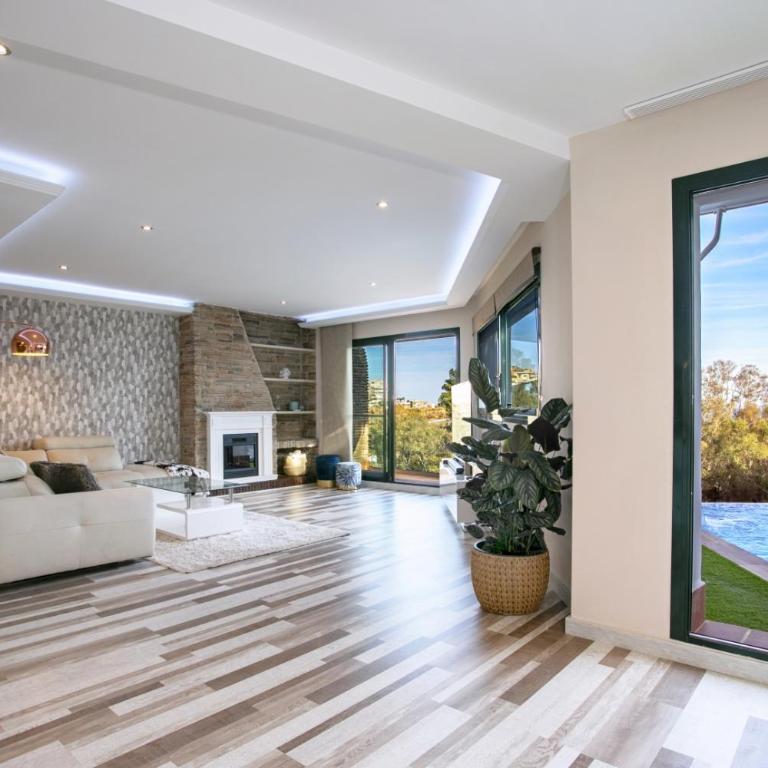 Luxury villa with sea views - heated pool - Villa - 23