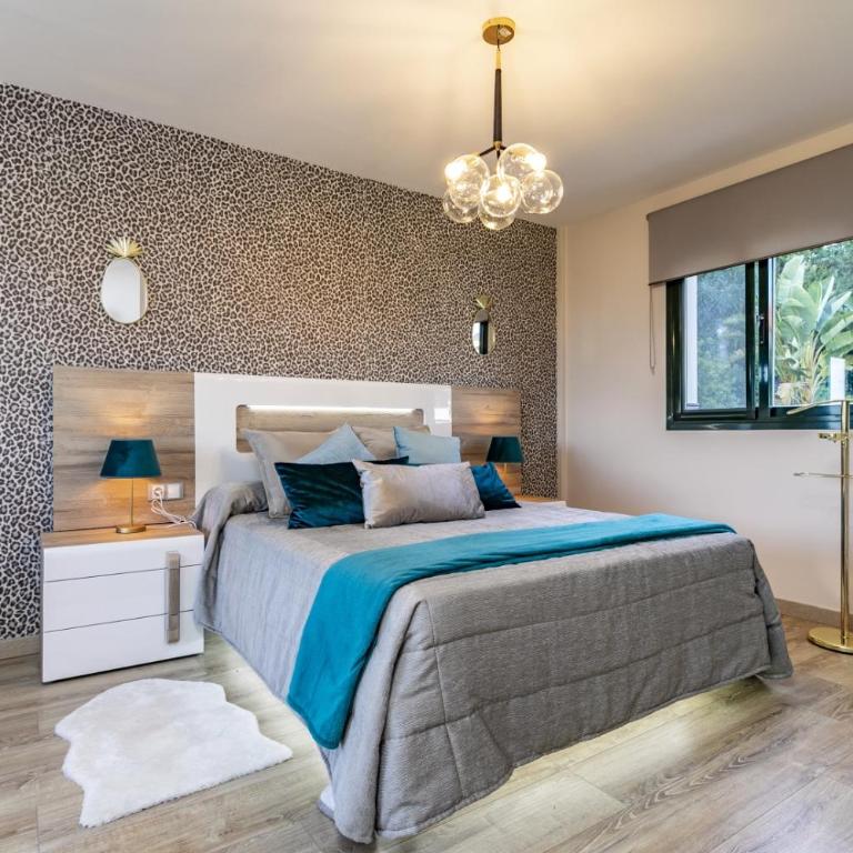 Luxury villa with sea views - heated pool - Villa - 9