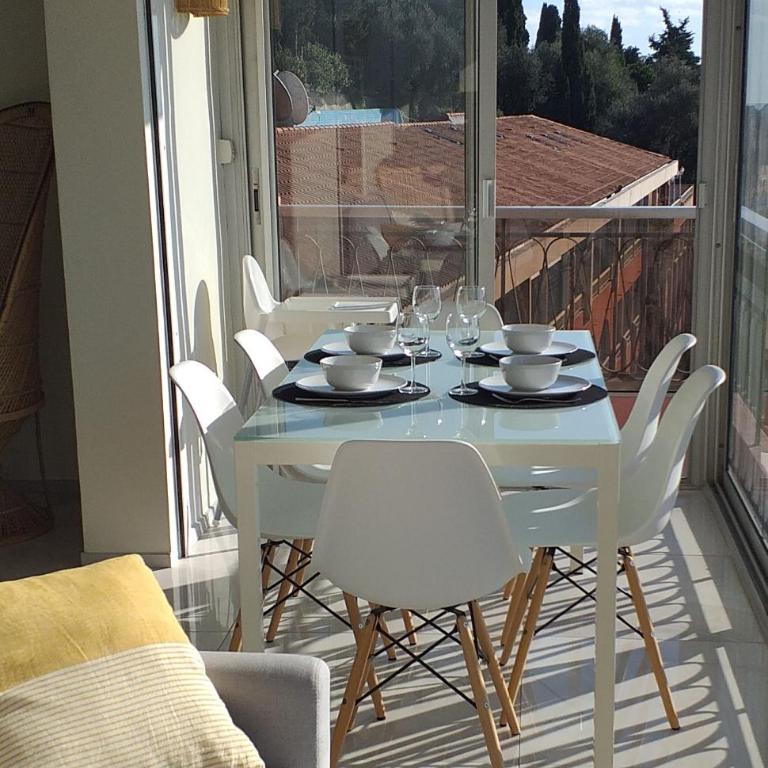 Vue mer exceptionnelle entre Nice et Monaco - Appartement 2 Chambres - 3