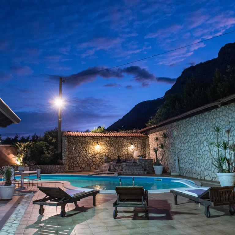 Villa Blondie con piscina a Castellammare del Golfo - Villa - 32
