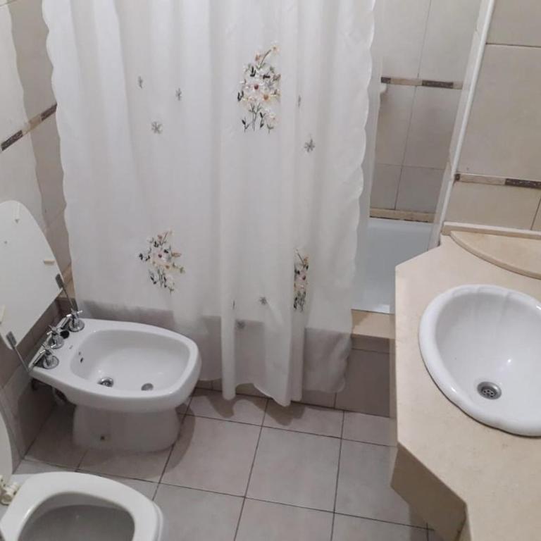 Habitaciones confortables con baño privado - Habitación Triple con baño privado - 5