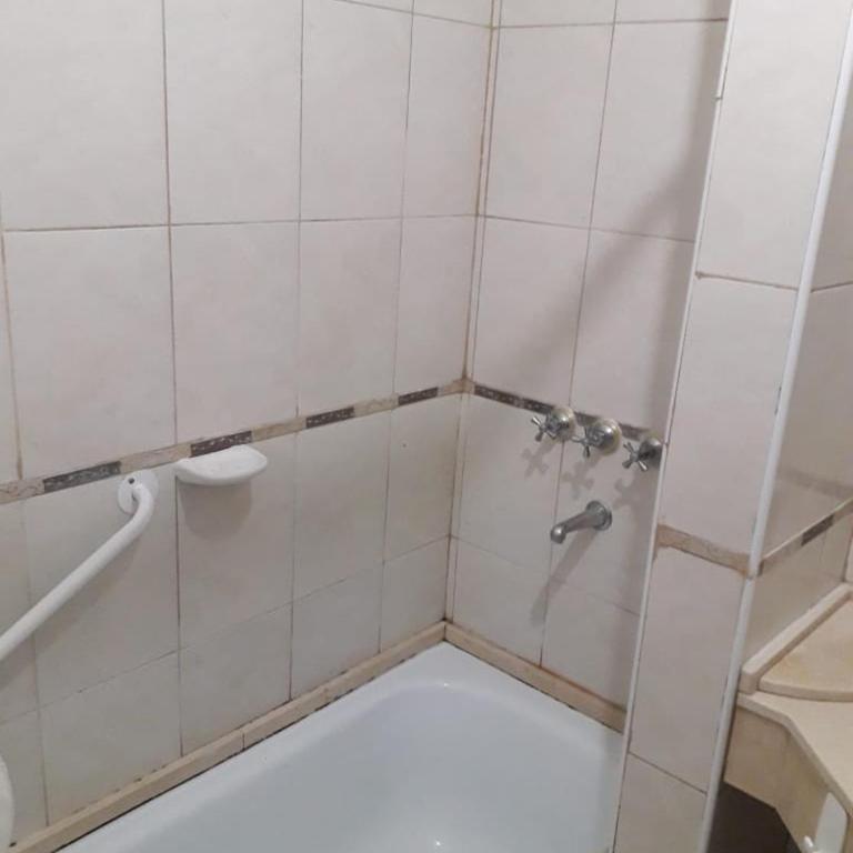 Habitaciones confortables con baño privado - Habitación Triple con baño privado - 4
