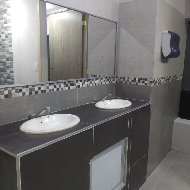 Alameda House - Standard Single Room with Shared Bathroom - 22
