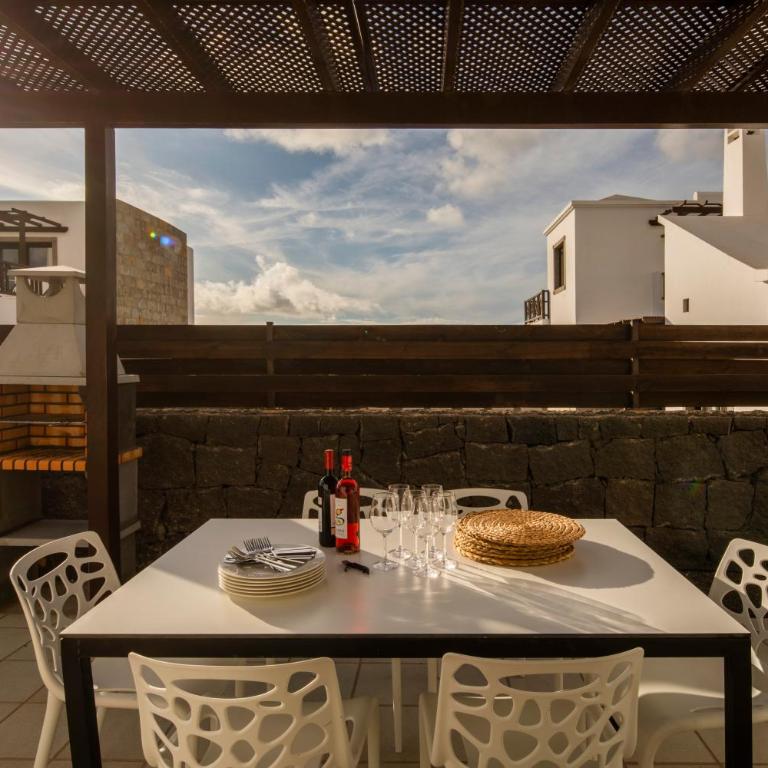 Playa Blanca Beach Mate - Villa - 21