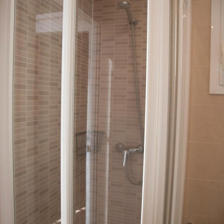 Feel at Sants Apartments - Apartment - 2