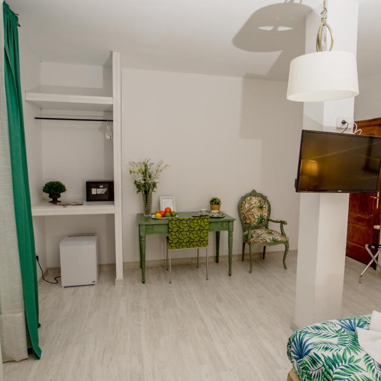 Hostal Escala Suites - Double Room - 26