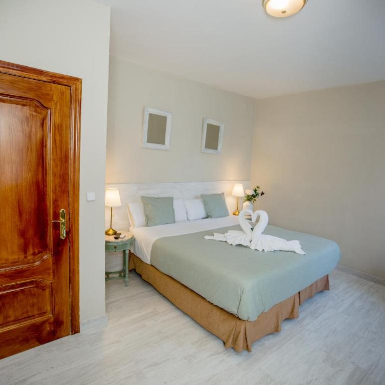 Hostal Escala Suites - Double Room with Bath - 1