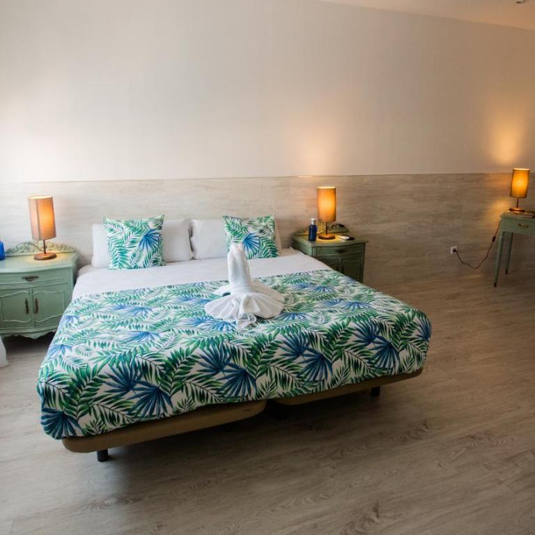 Hostal Escala Suites - Double Room with Bath - 12