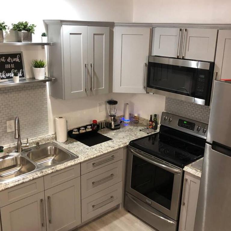 NEW 2 BEDROOM LUXURY APARTMENT -GREAT LOCATION -MODERN - Apartamento de 2 dormitorios - 48