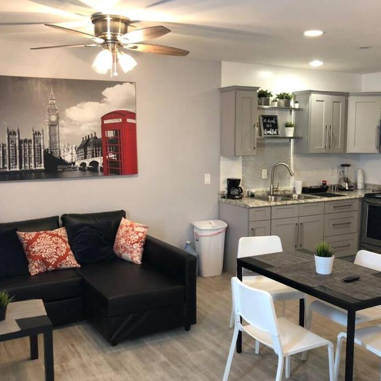 NEW 2 BEDROOM LUXURY APARTMENT -GREAT LOCATION -MODERN - Apartamento de 2 dormitorios - 64