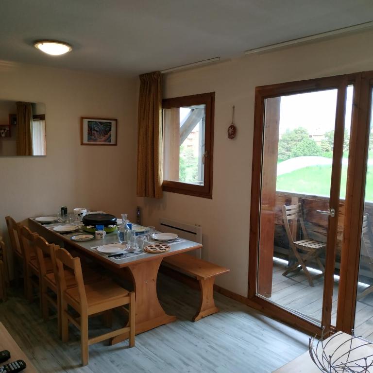 Appt 10p Wifi Confort 150m activités, pistes, commerces - Appartamento con 3 Camere da Letto - 10