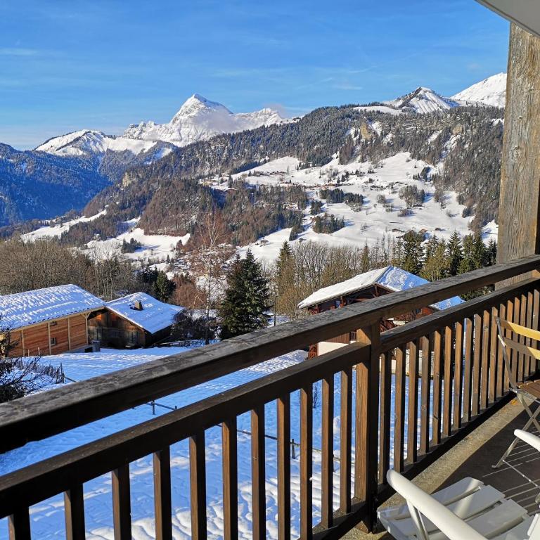 Chalet Les Combes - Appartement avec Vue sur la Montagne - 24