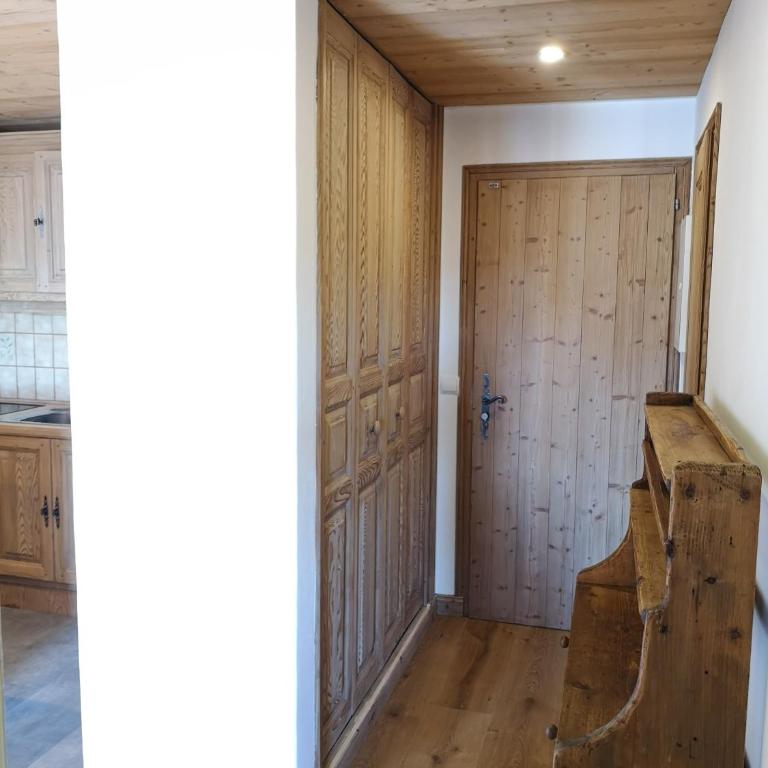 Chalet Les Combes - Appartement avec Vue sur la Montagne - 9