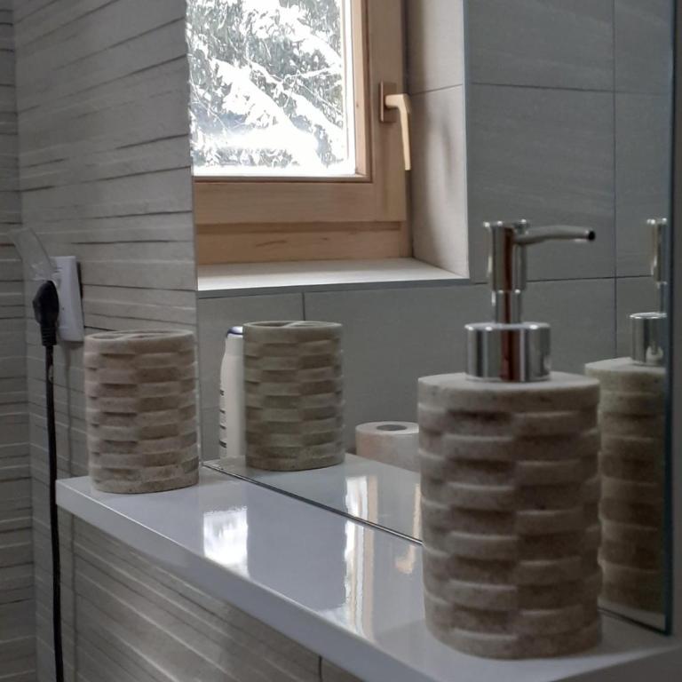 Apartments Paradiso - One-Bedroom Apartment - 8