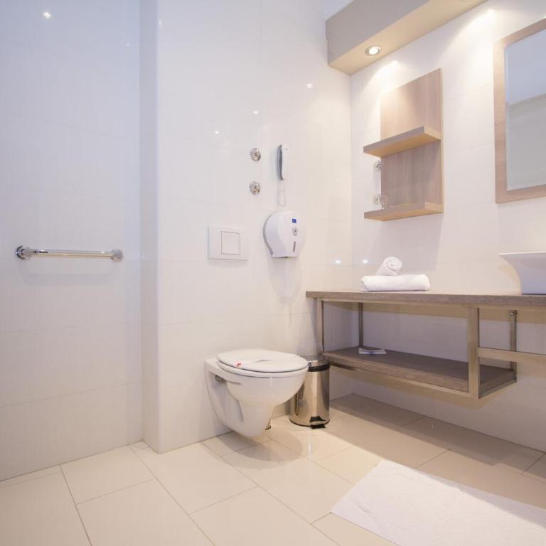 Hotel Talija - Deluks Dvokrevetna Soba sa Zasebnim Krevetima - 3