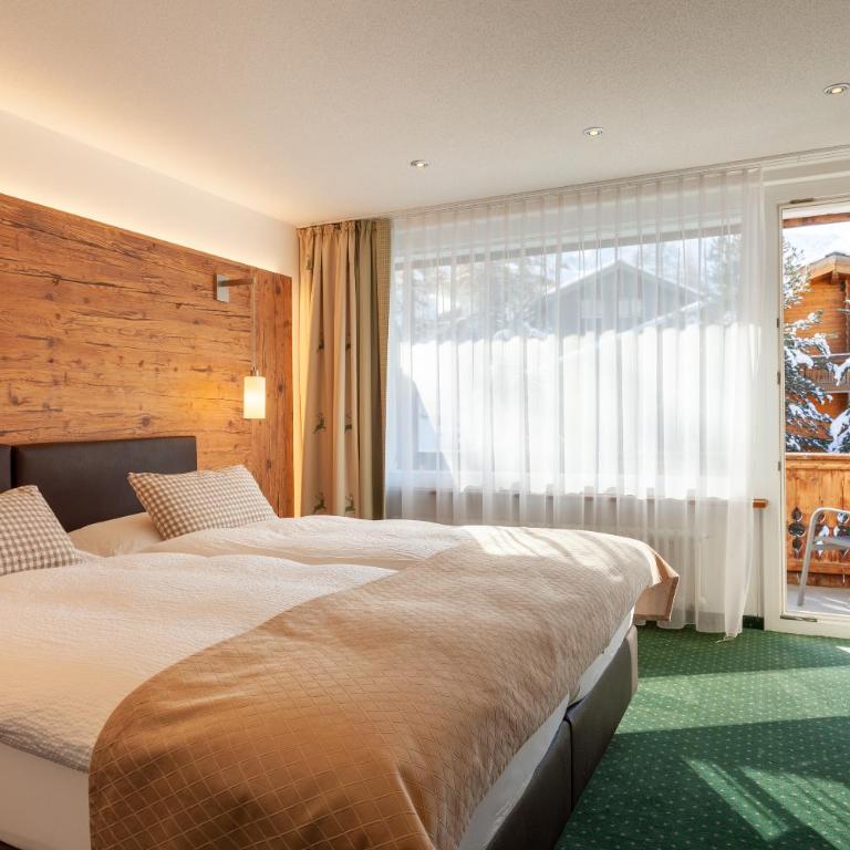 Hotel Jägerhof - Alpines Doppelzimmer mit Aussicht auf das Matterhorn - 1
